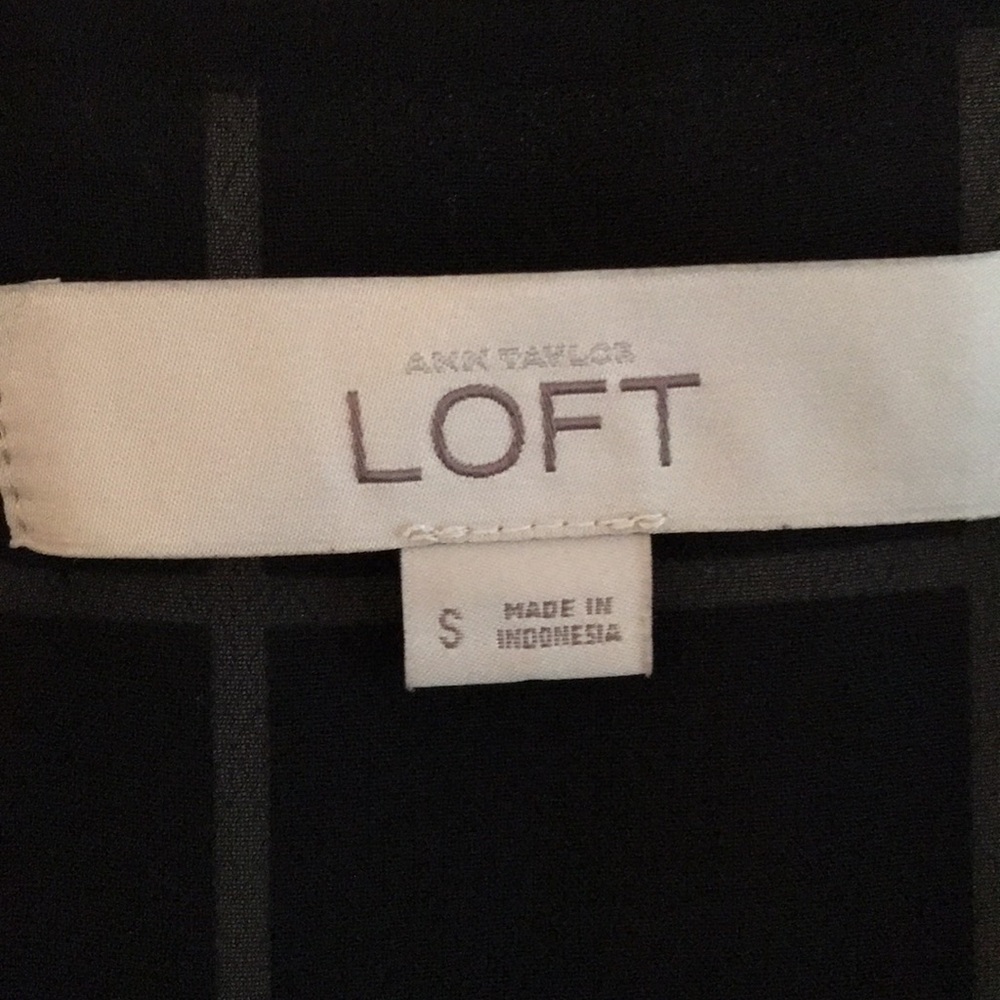 LOFT Tank Top - Picture 3 of 3